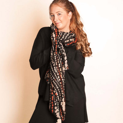 Zelly Black Metallic Detail Scarf