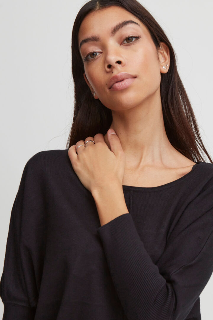 Byoung Black Pimba Batwing Top