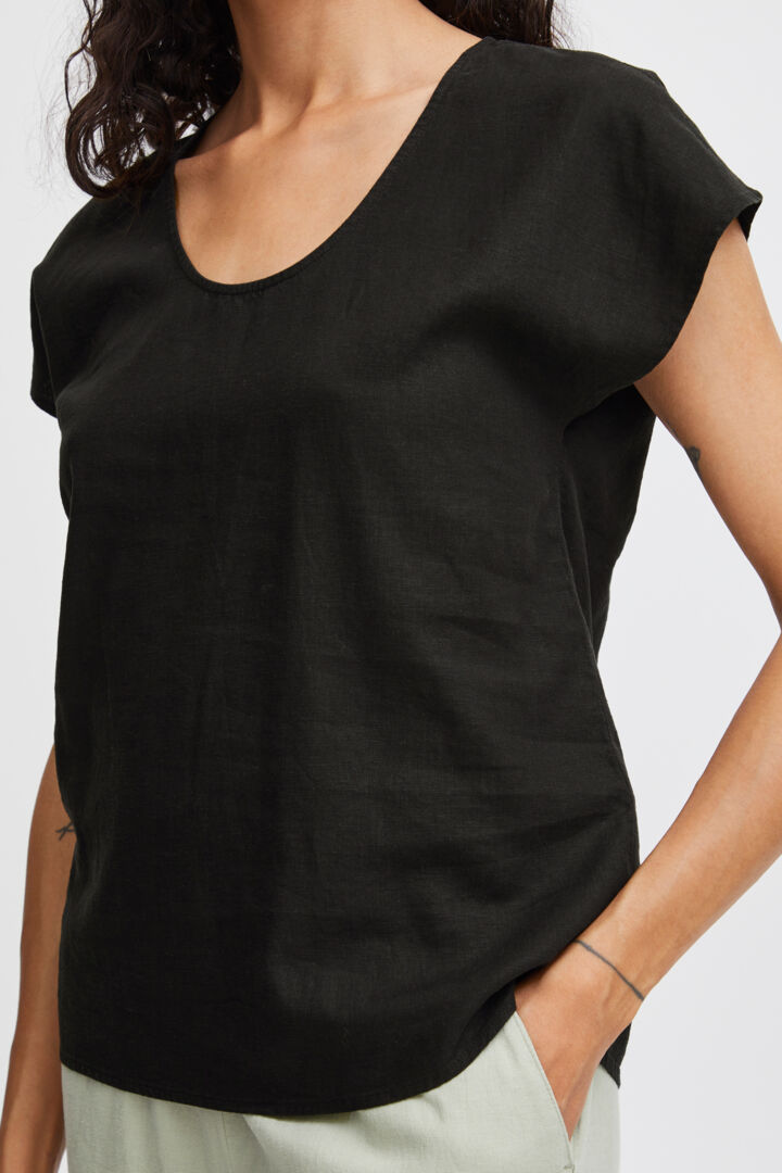 Byoung Black Falakka Top
