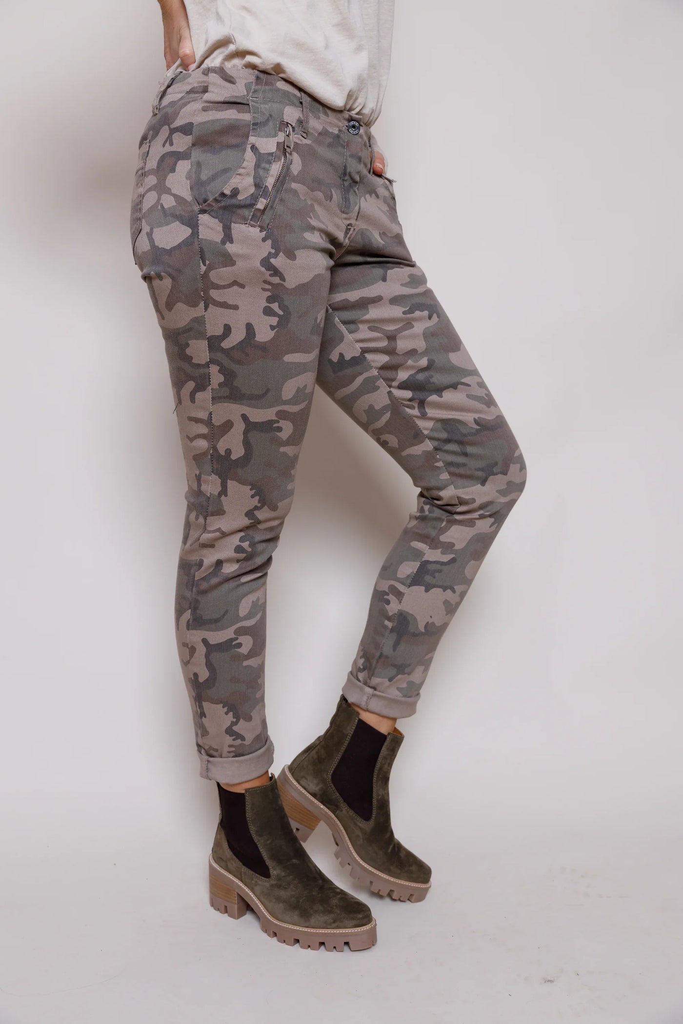 Suzy D Taupe Camo Bobby Jeans