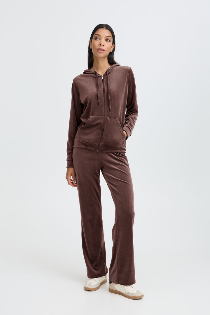 Byoung Chocolate Mitza Velour Set