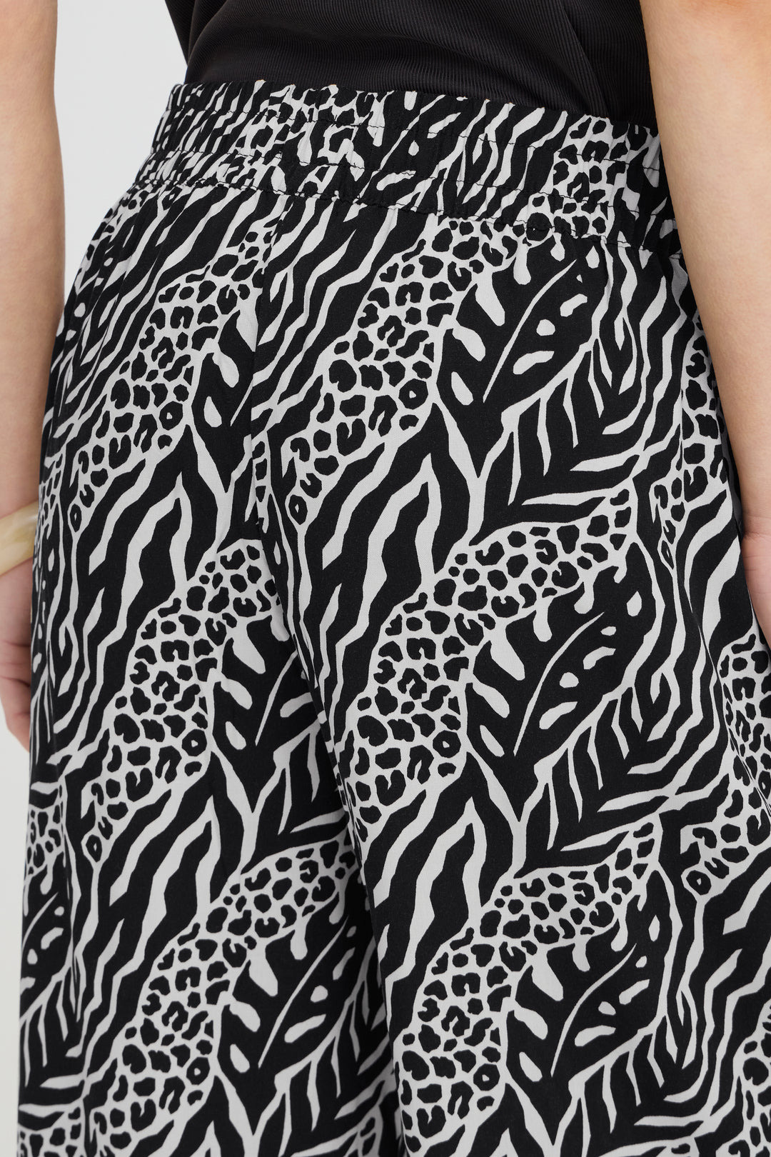 Byoung Nature Print Joella Crop Pants