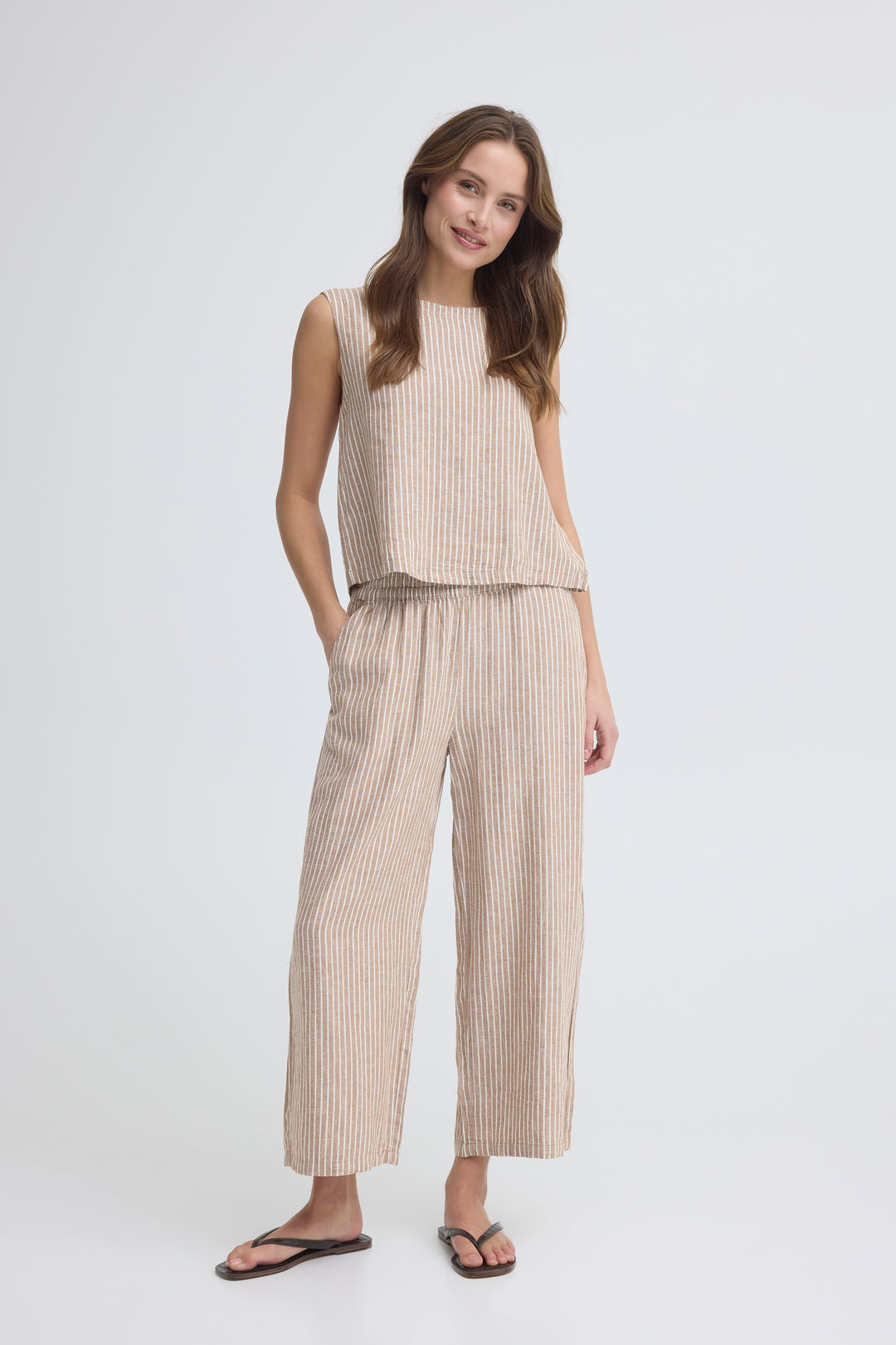 Byoung Stripe Falakka Crop Pants