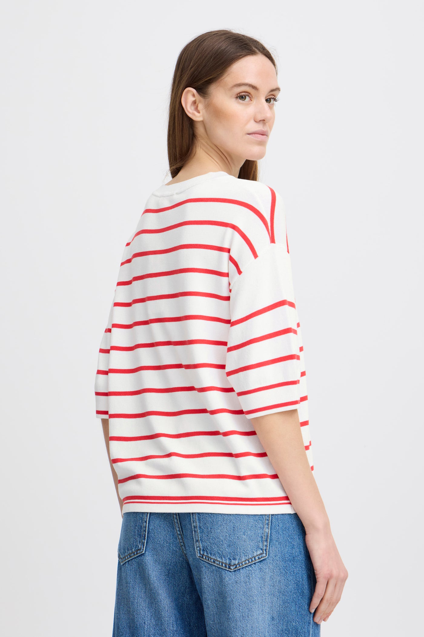 Byoung Red Stripe Morla T-Shirt