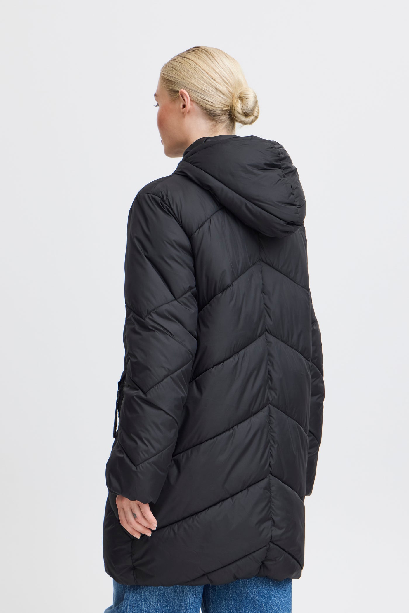 Byoung Black Mid Bomina Coat