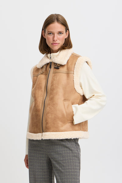 Byoung Tan Asanne Gilet