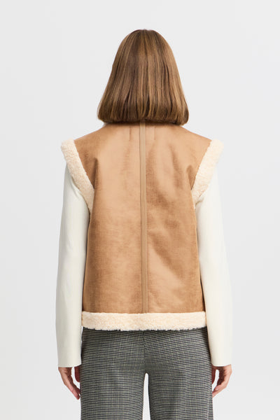 Byoung Tan Asanne Gilet