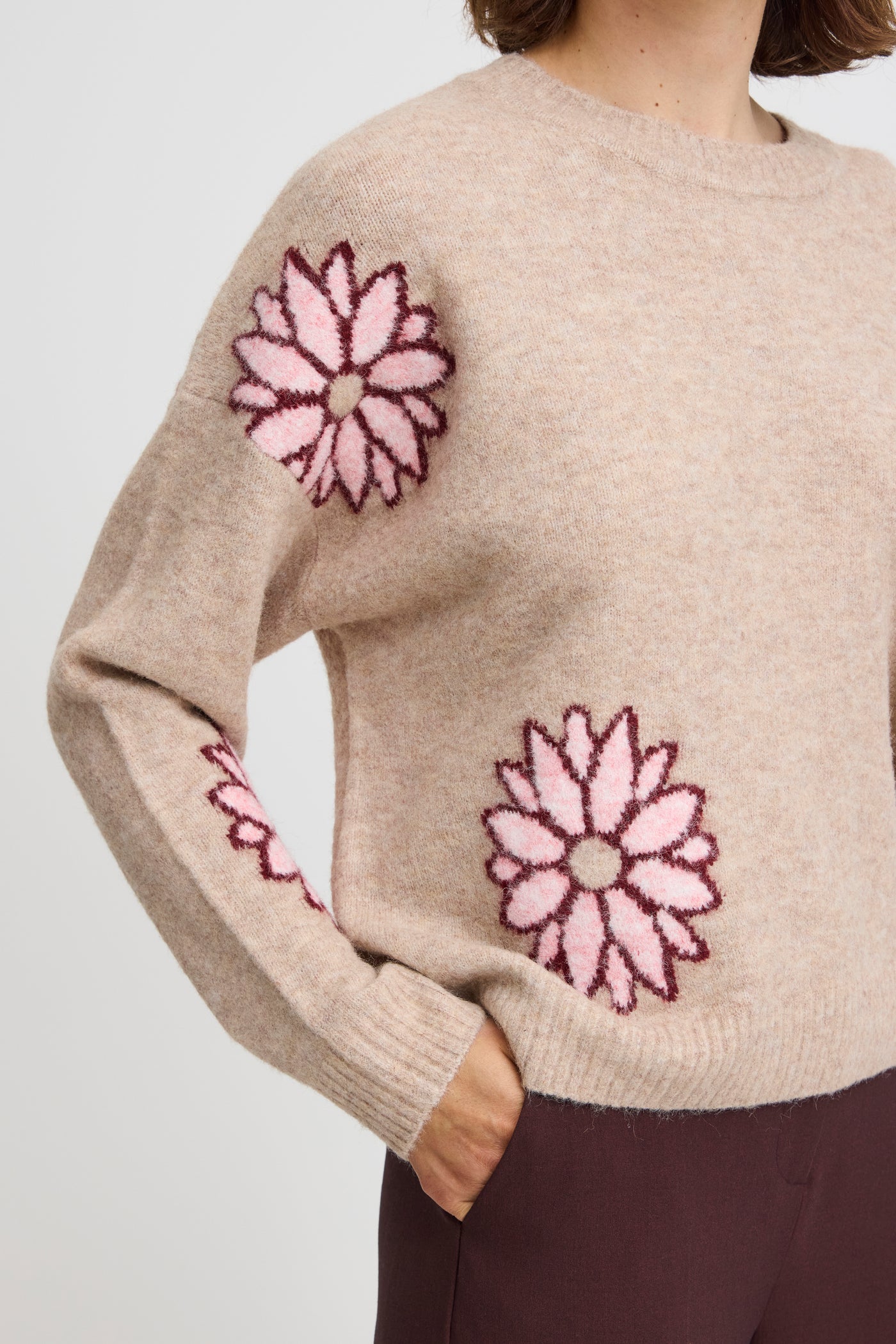 Byoung Pink Flower Omea Jumper