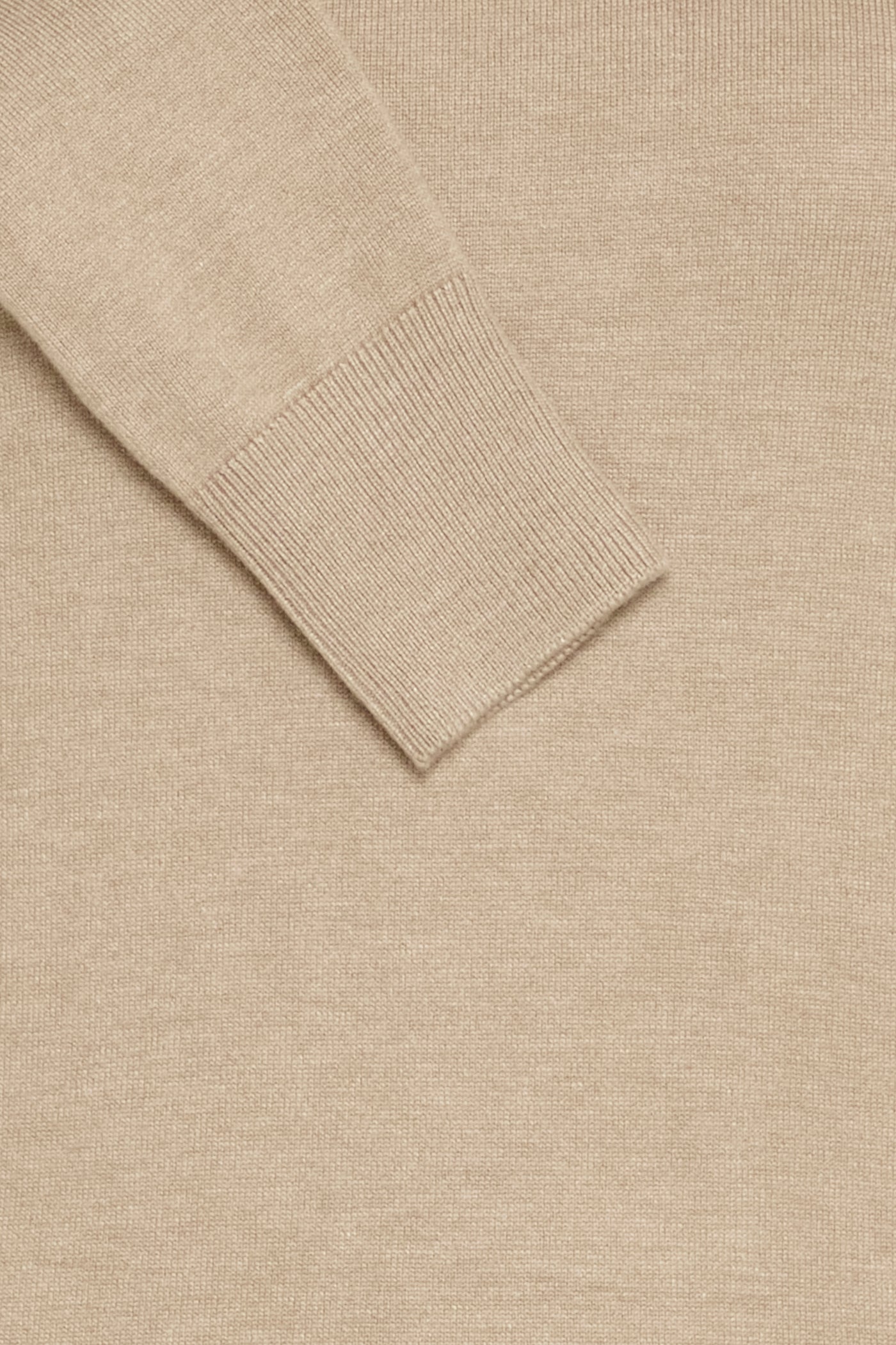 Byoung Sand Morla Rollneck