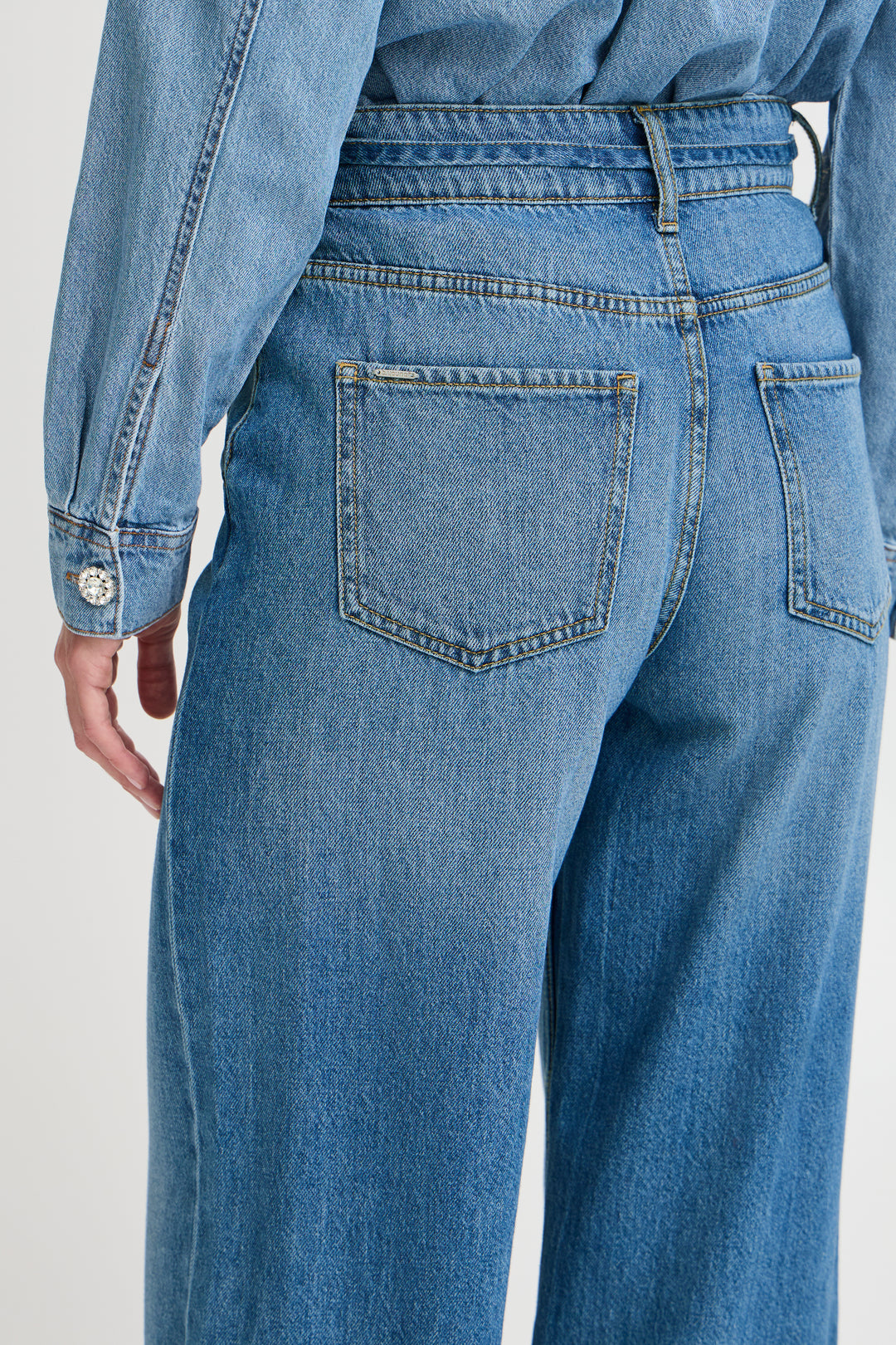 Byoung Kimu Belted Jeans