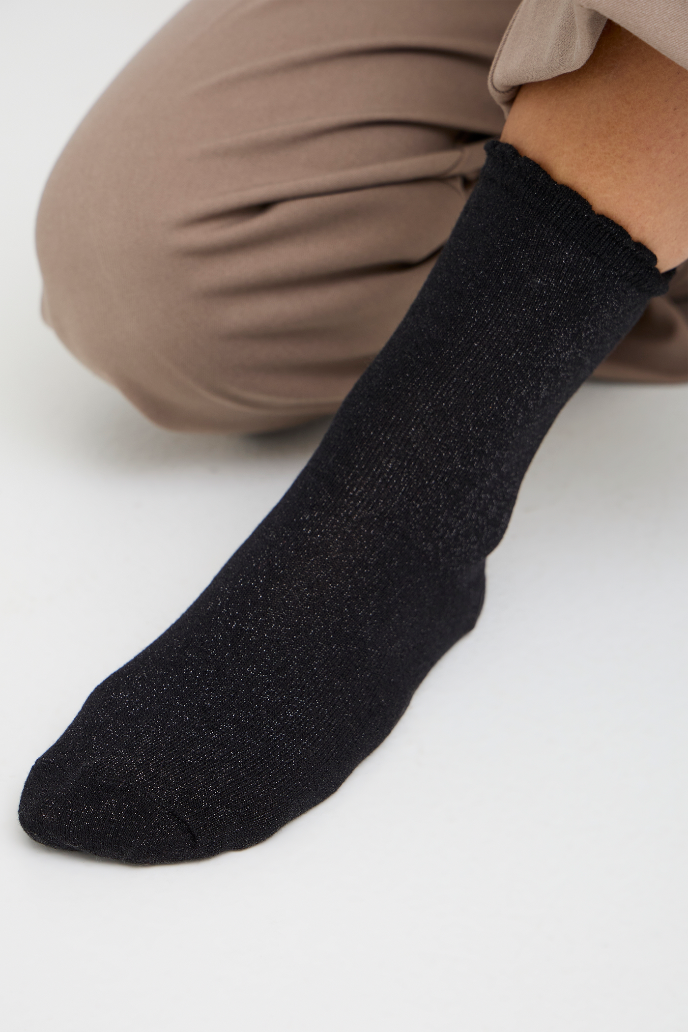 Byoung Black Lurex Socks