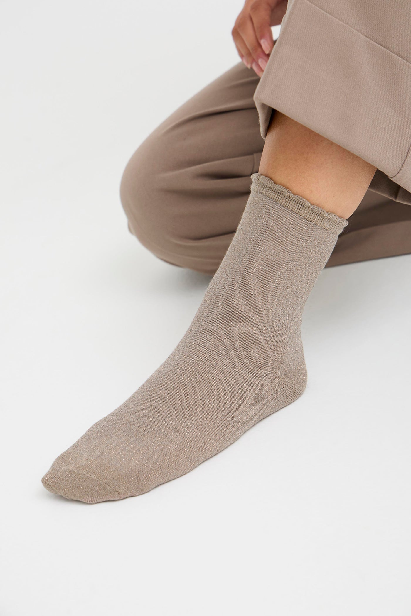 Byoung Walnut Lurex Socks