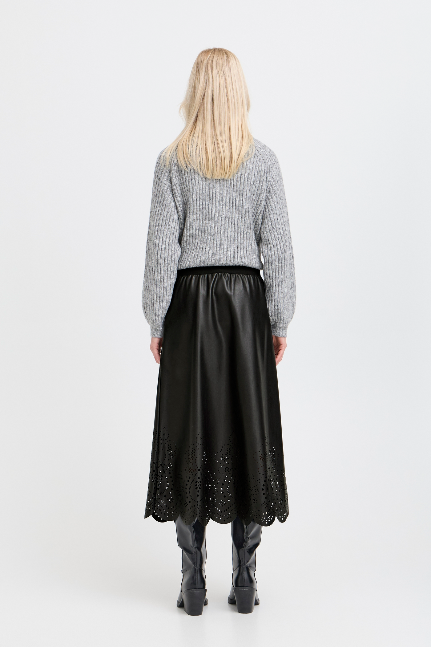 Byoung Black Laser Densio Skirt