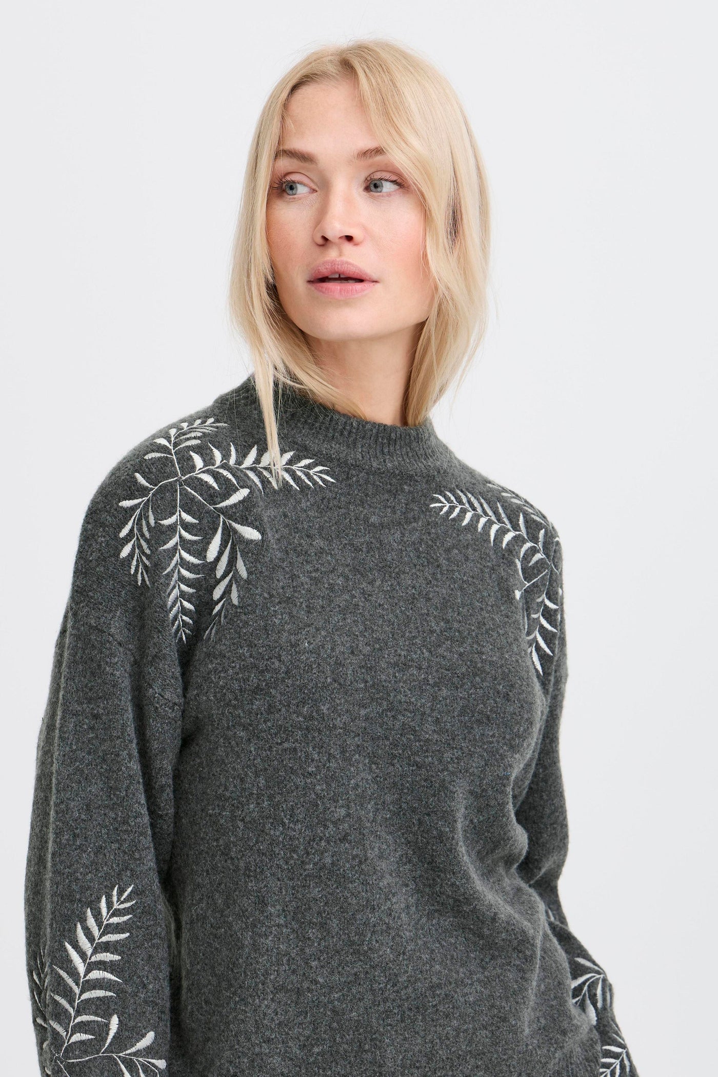 Byoung Grey Embroidered Jumper