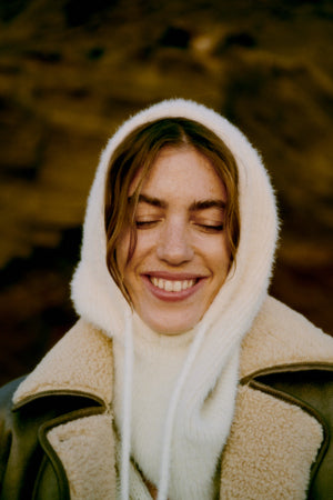 Byoung Birch Knit Hood