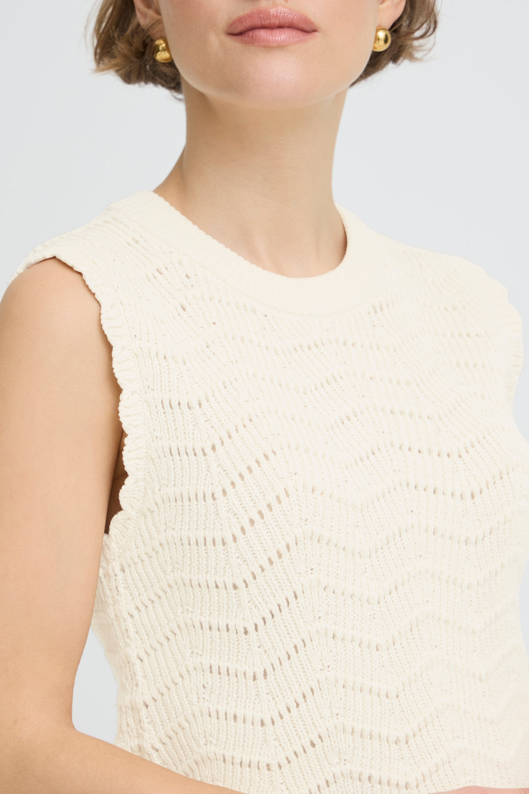 Byoung Ecru Sleeveless Knit Vest