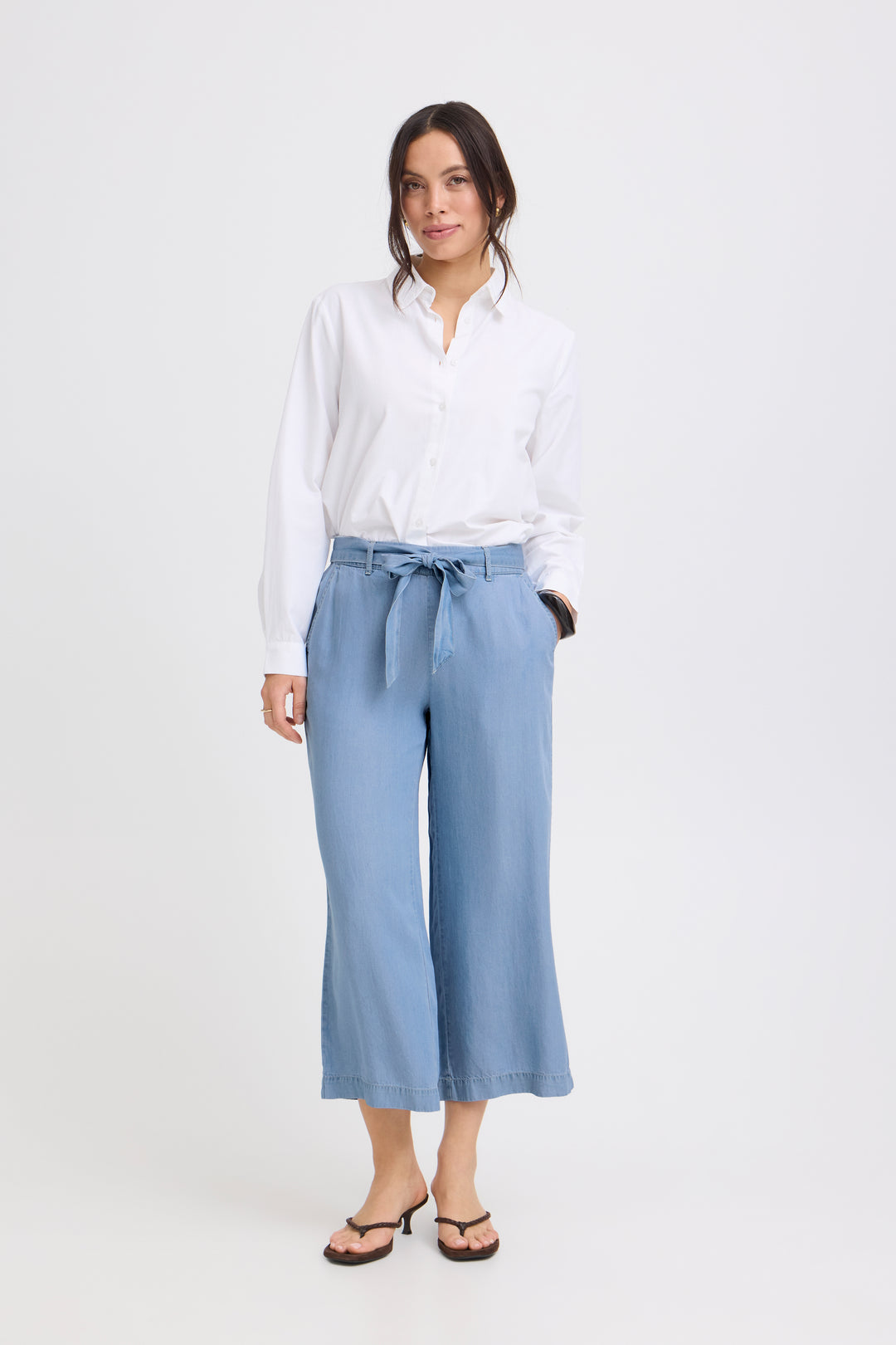 Byoung Light Denim Kosmo Crop Pants