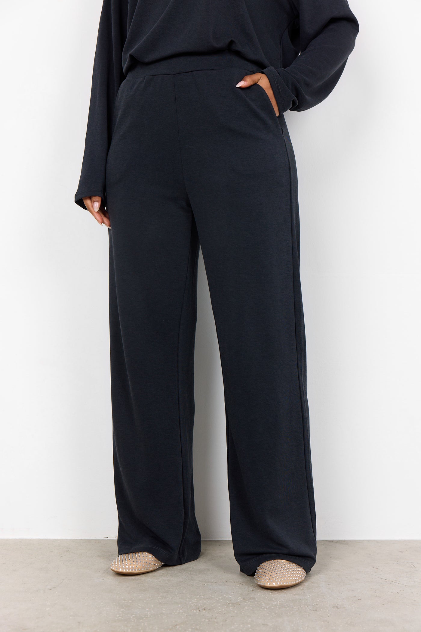 SC Charcoal Felucca Trousers