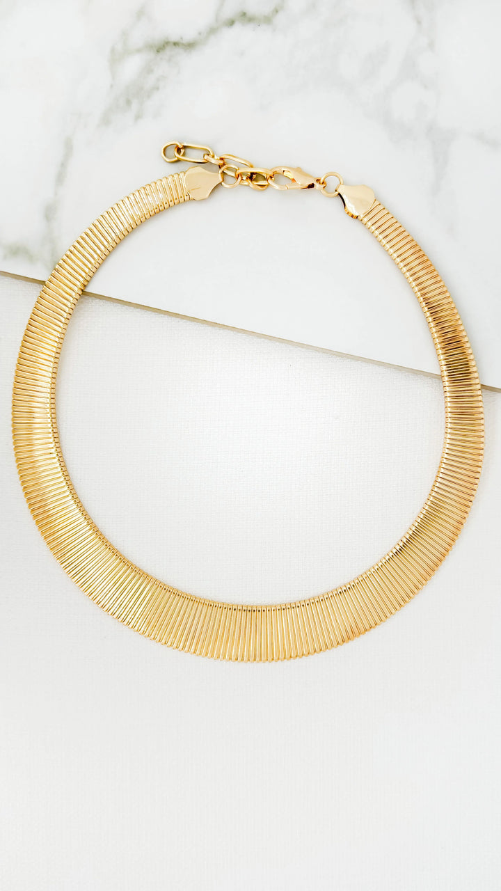 Gold Ridged Collar Necklace
