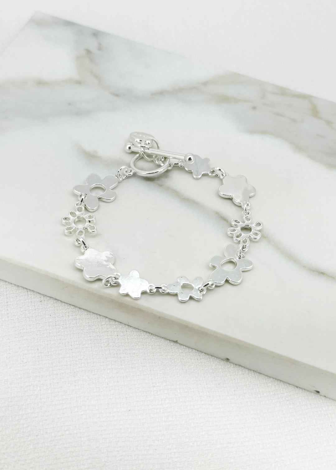 Silver Daisy T-Bar Bracelet