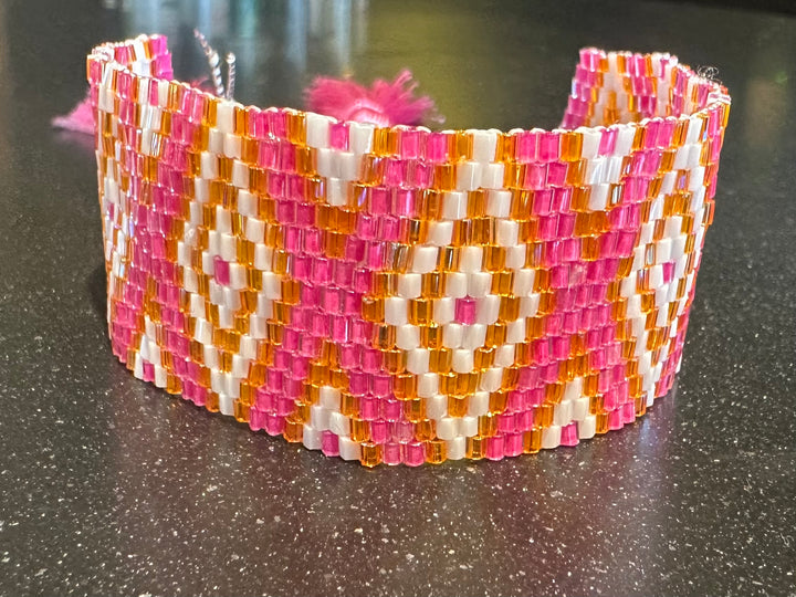Zelly Pink, Orange & White Bracelet
