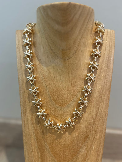 Gold Criss Cross Necklace