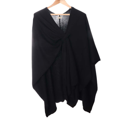 Zelly Black Pull-Through Poncho