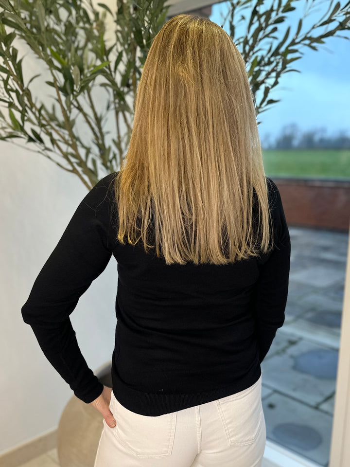 Byoung Black Morla Cuff Top