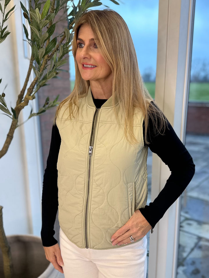 JDY Sage Raya Quilted Gilet