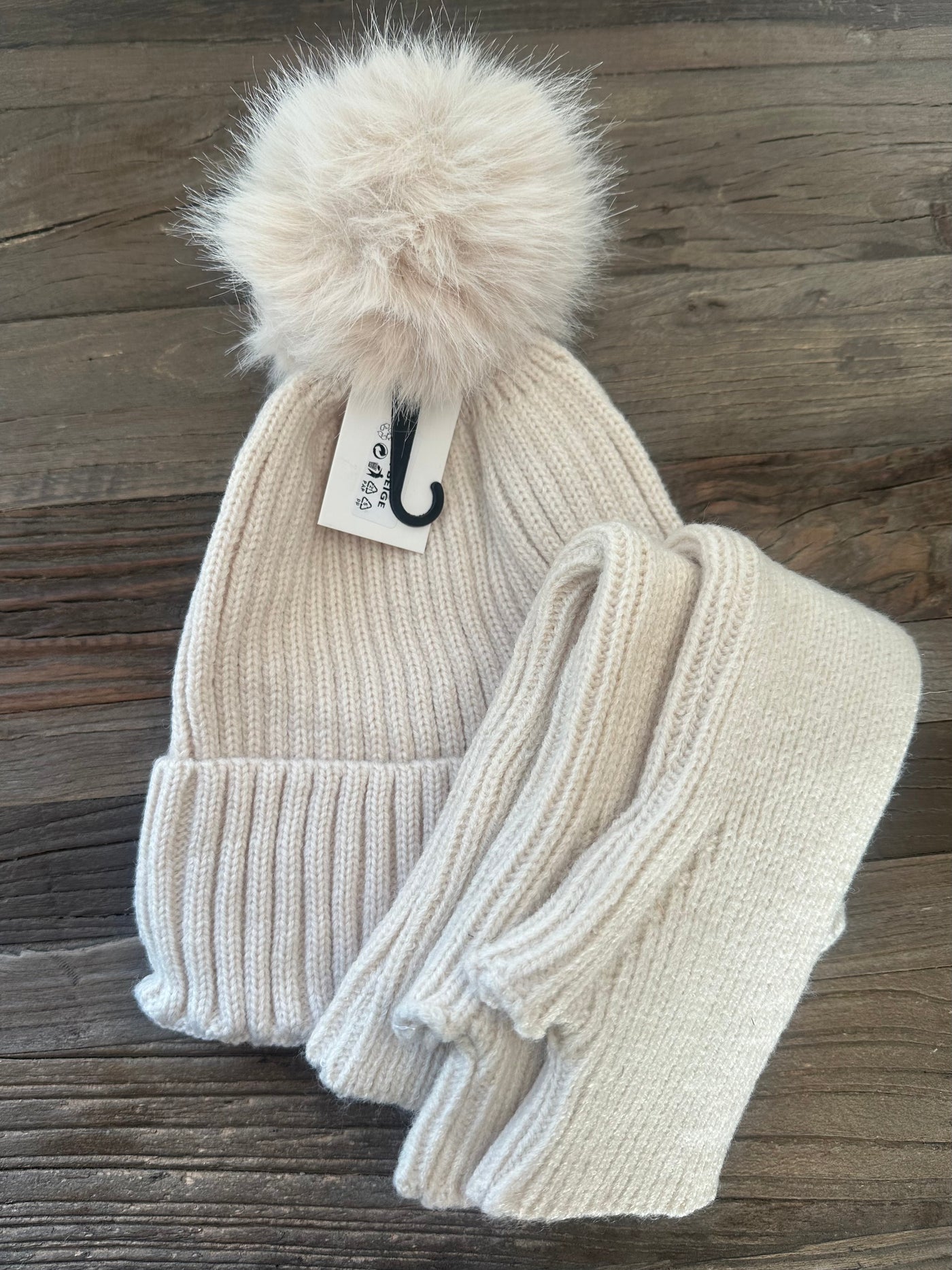 Cream Hat & Hand Warmer Set