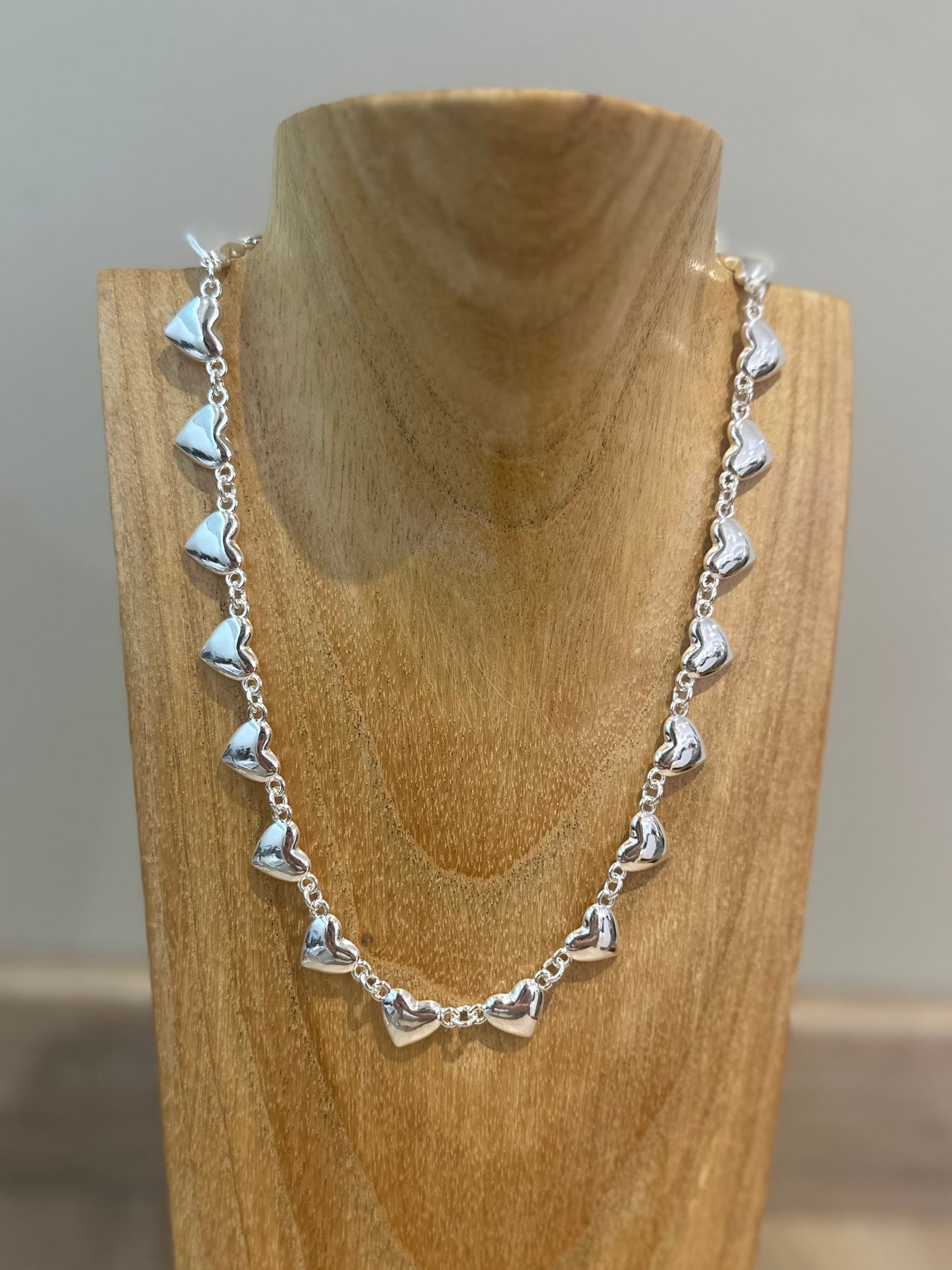 Silver Heart Link Necklace