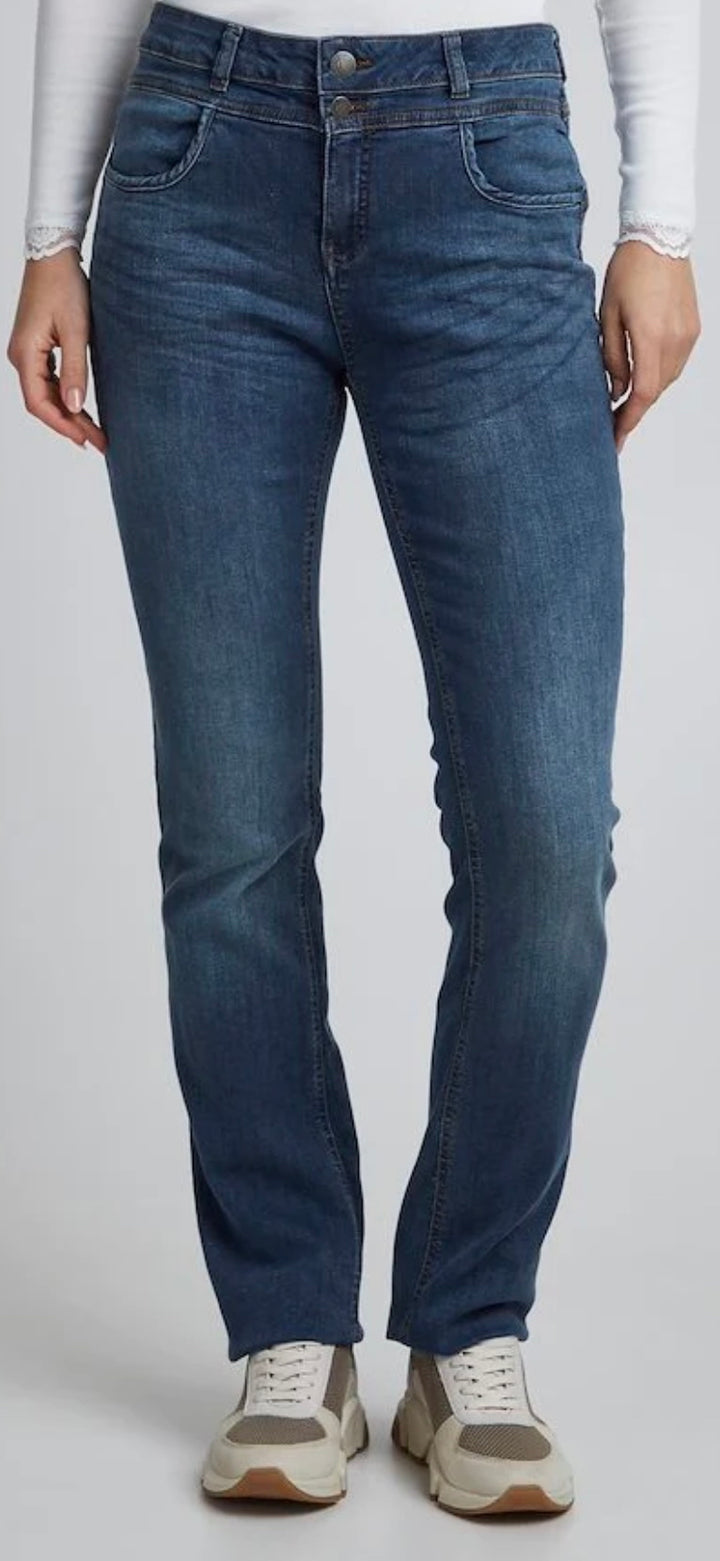 Zomal Straight Leg Jeans
