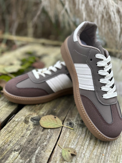 Brown Dani Trainers