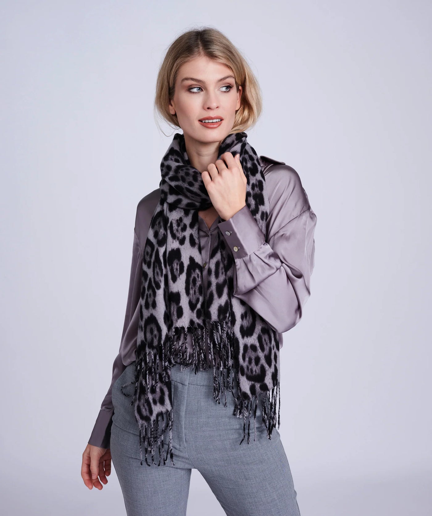 Eboni Scarf - Grey
