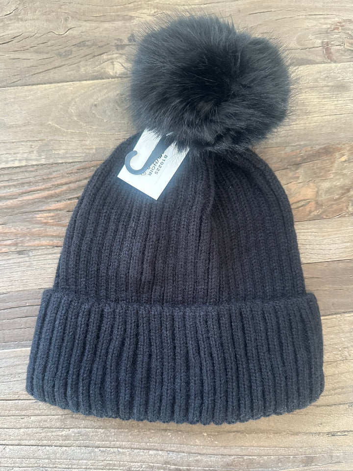 Black Hat & Hand Warmer Set