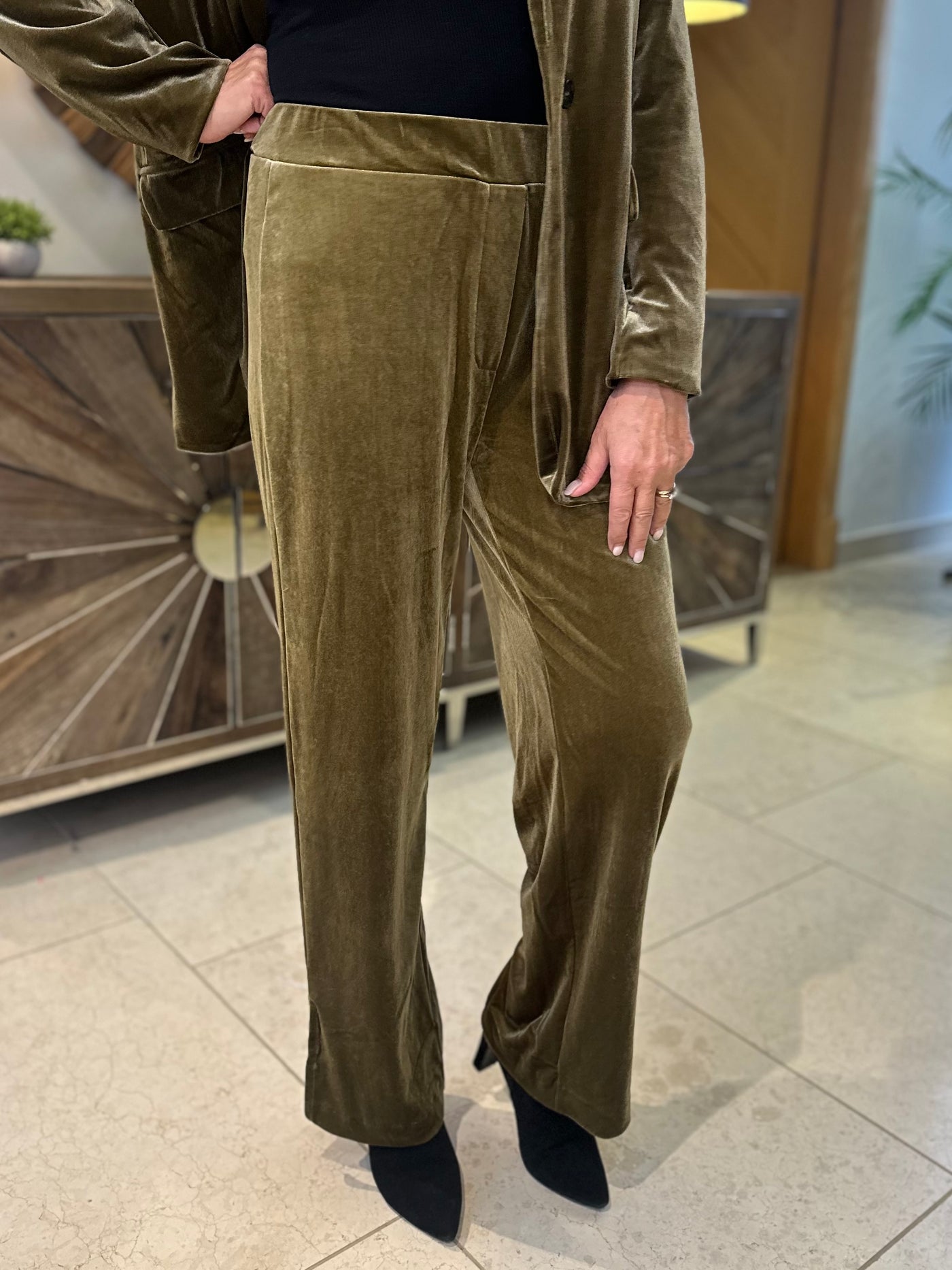 Byoung Olive Perlina Straight Trousers