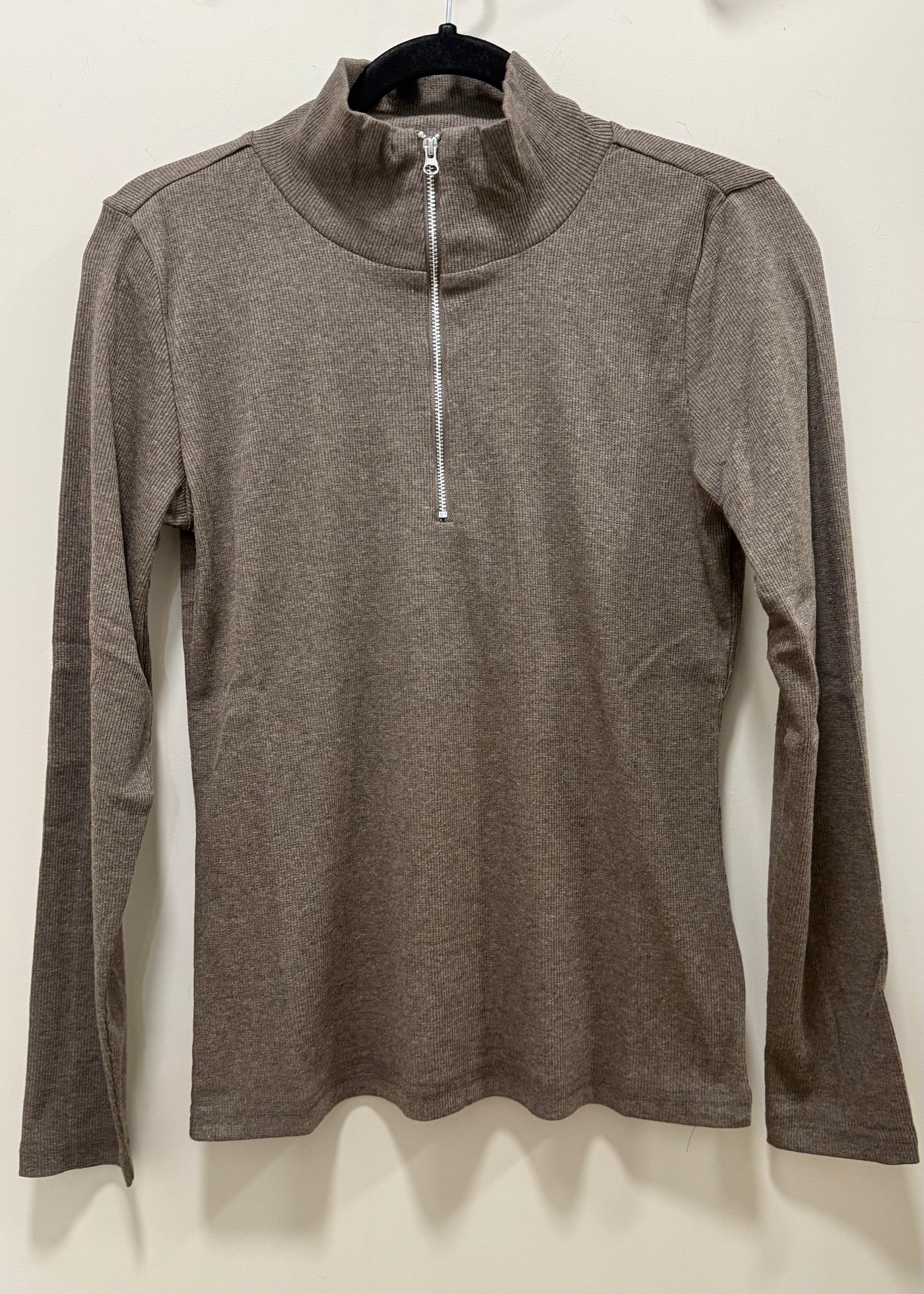 Fransa Mocha Zip Hozana Top