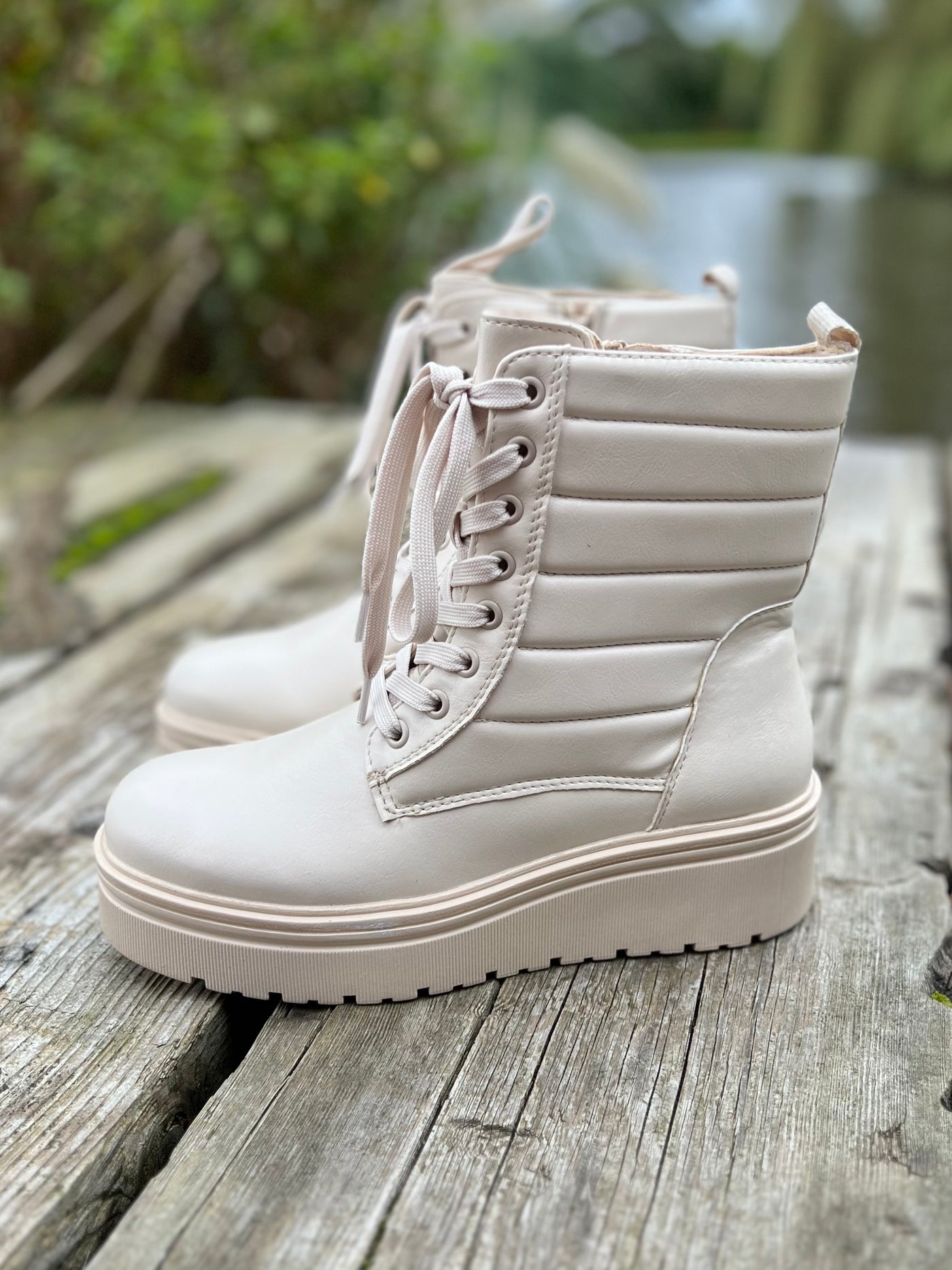 MT Cream Lace Up Boots