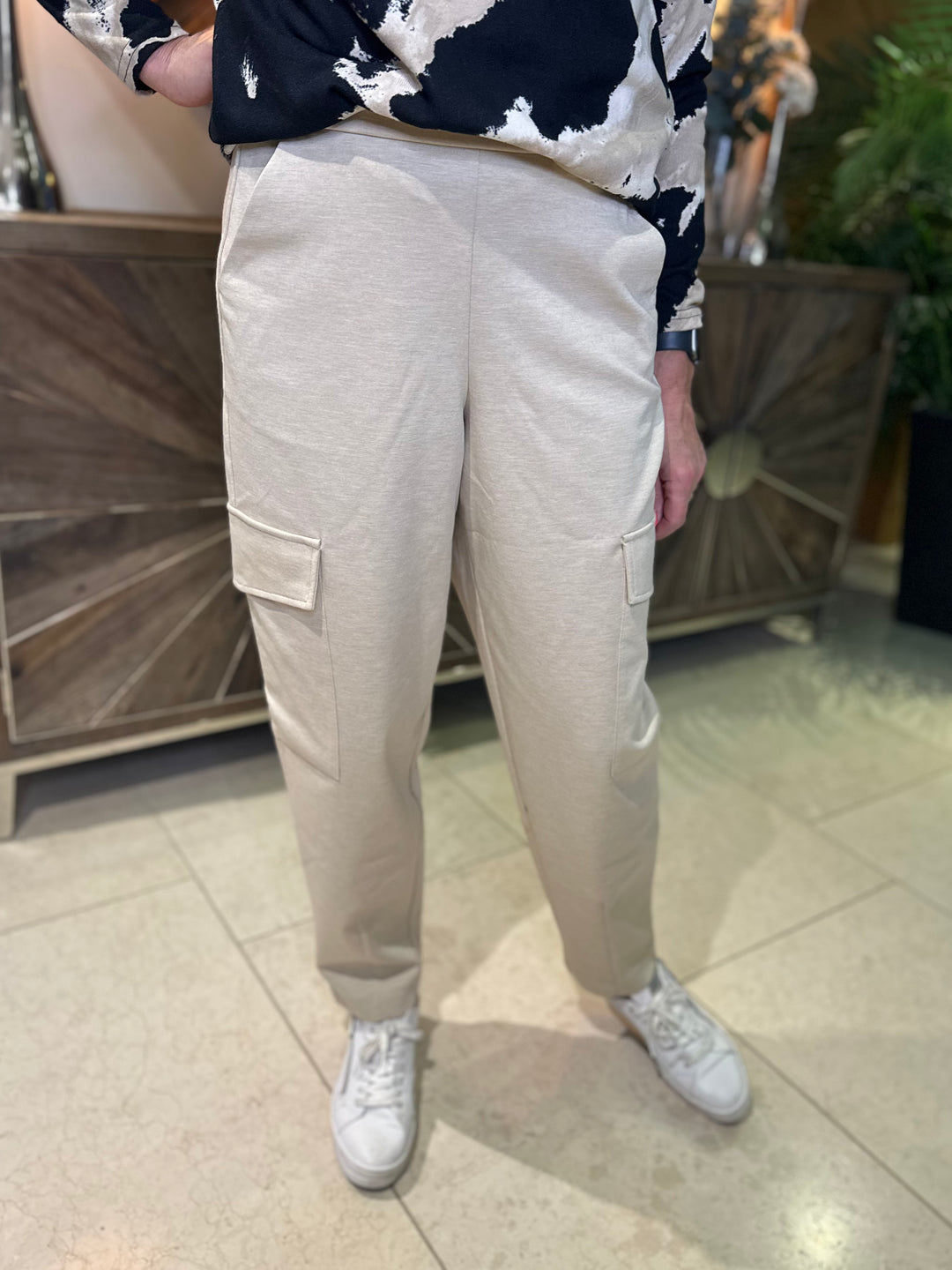 Byoung Sand Rizetta Cargo Pants