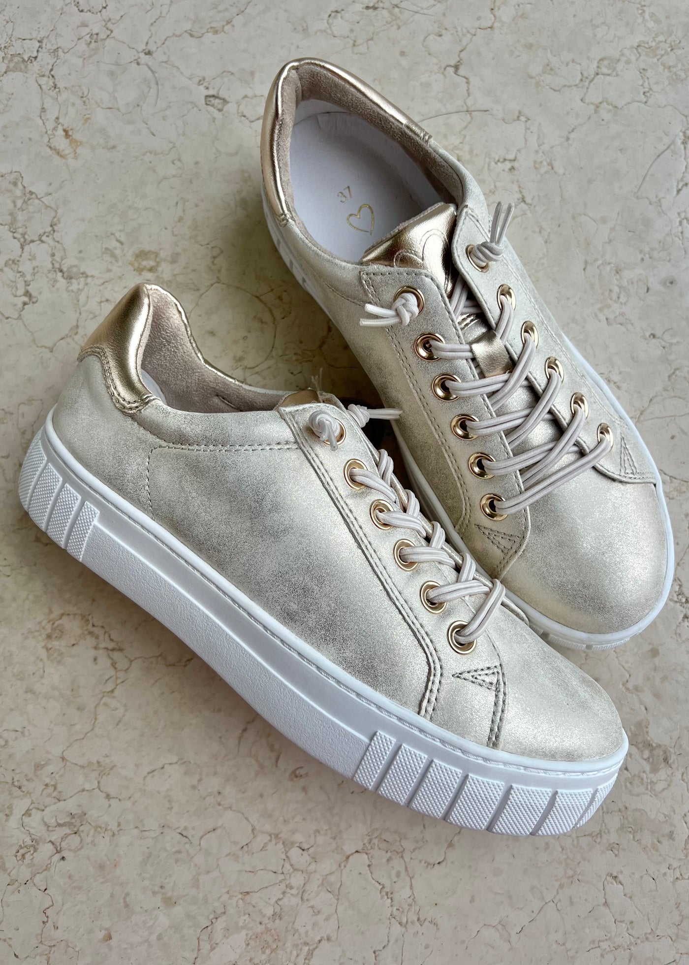 MT Gold Elasticated Lace Trainers