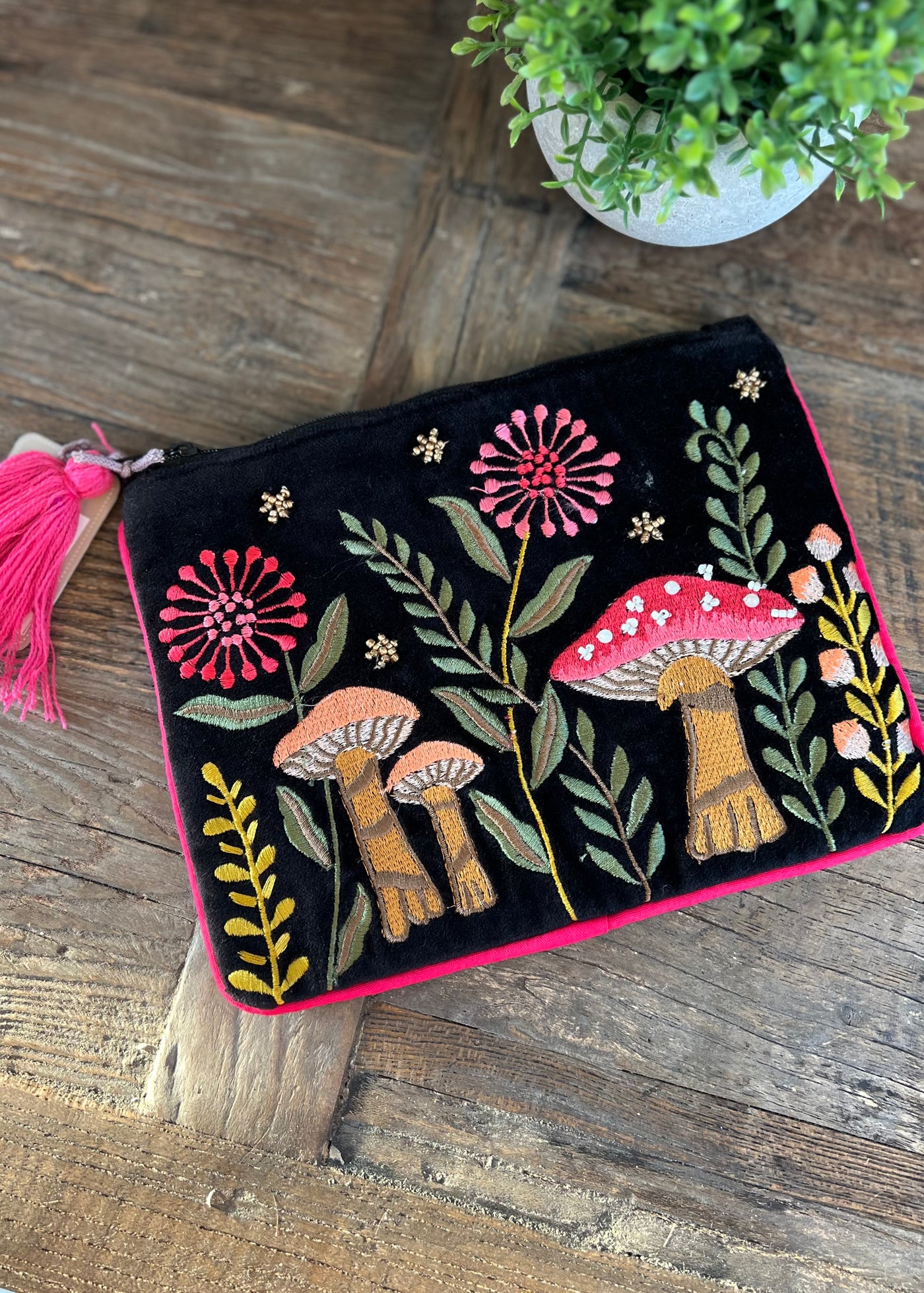 Black Toadstools Pouch