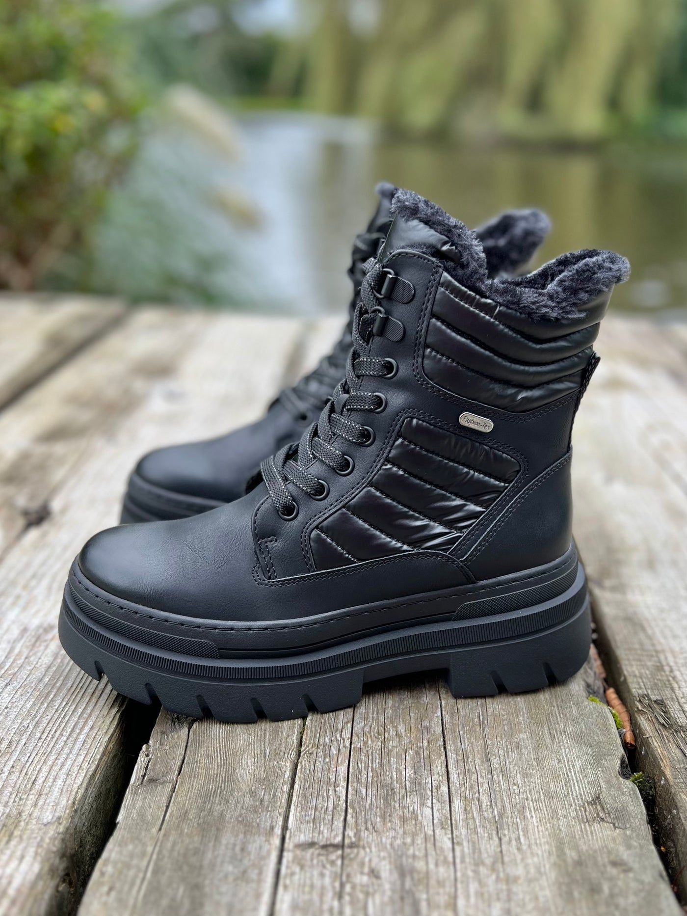 MT Black Dani Boots