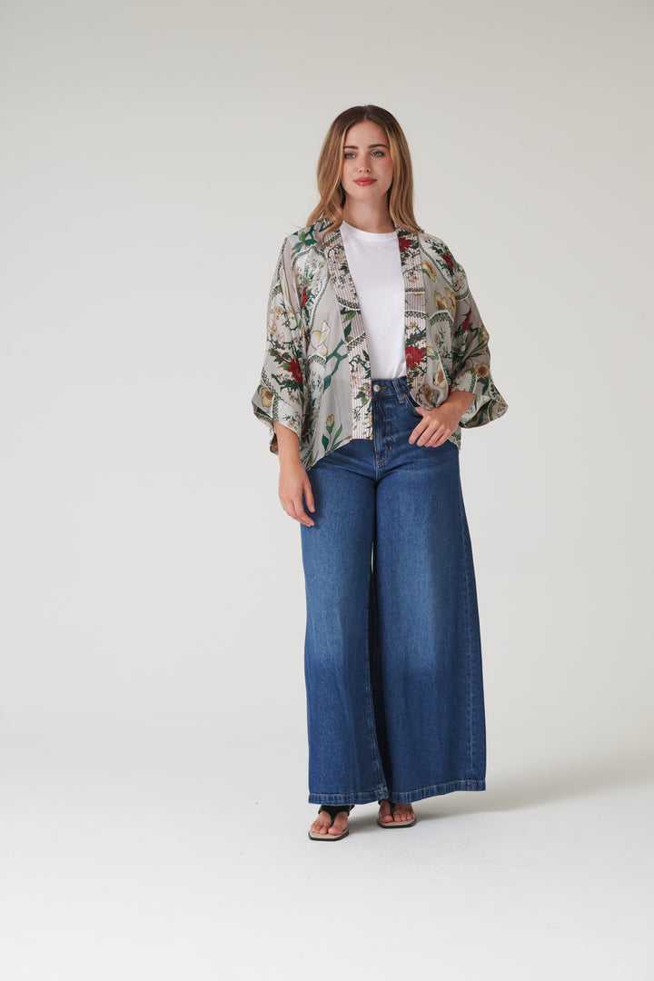 Magnolia Plates Putty Kimono