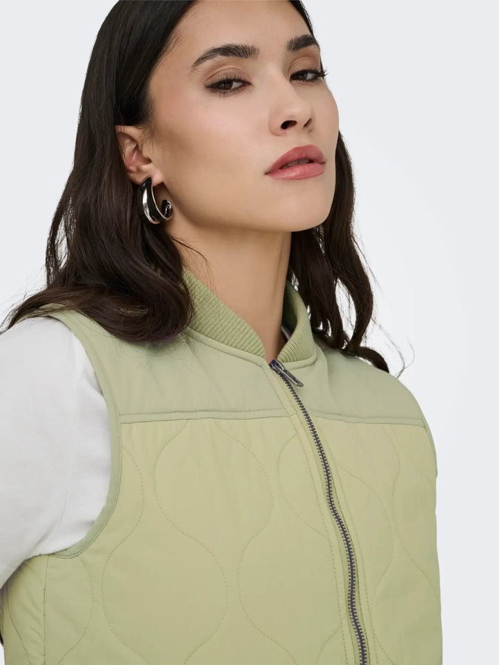 JDY Sage Raya Quilted Gilet