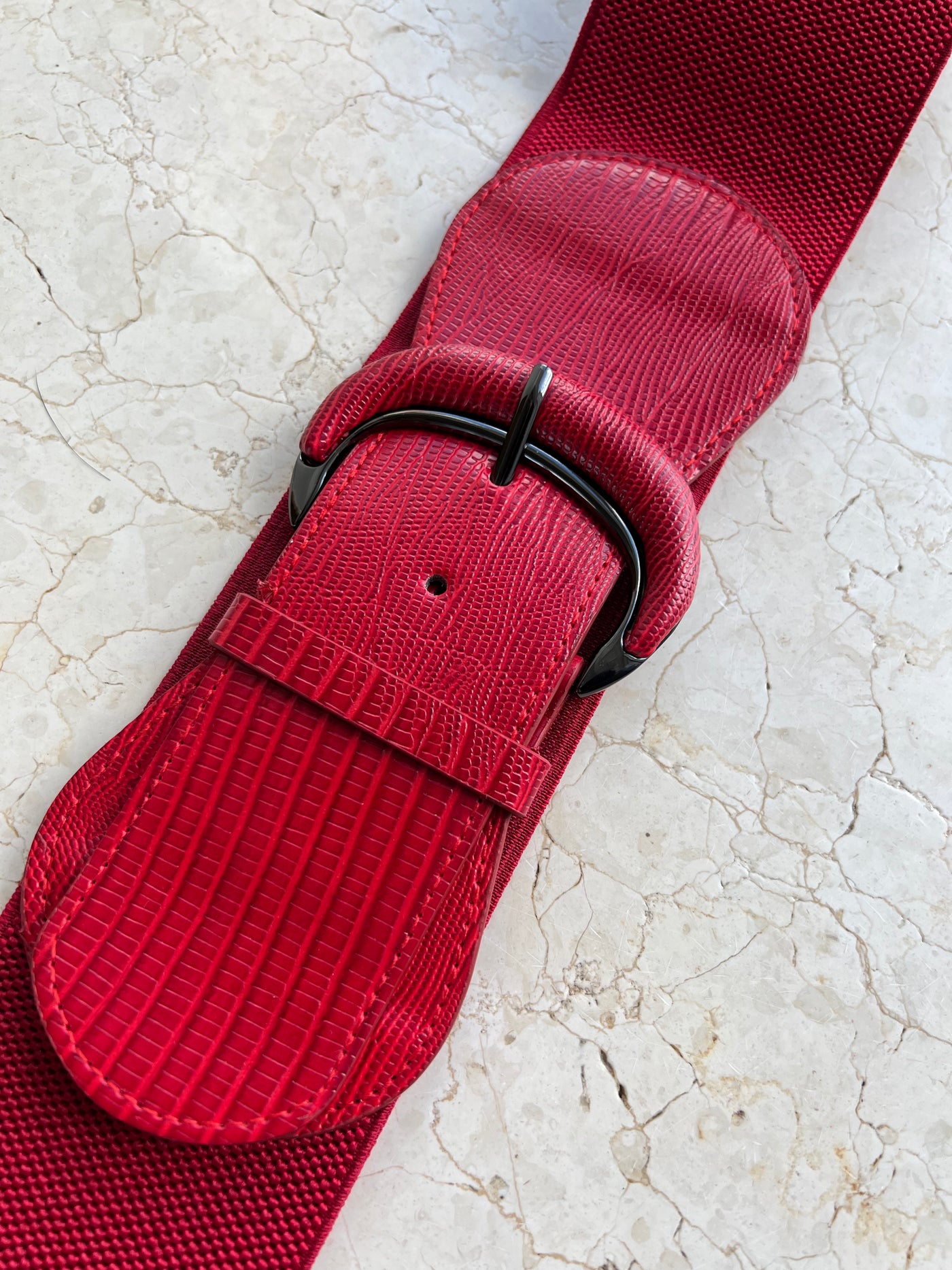 Red Elasticated Croc Belt