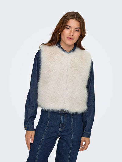 JDY Birch Faux Fur Gilet