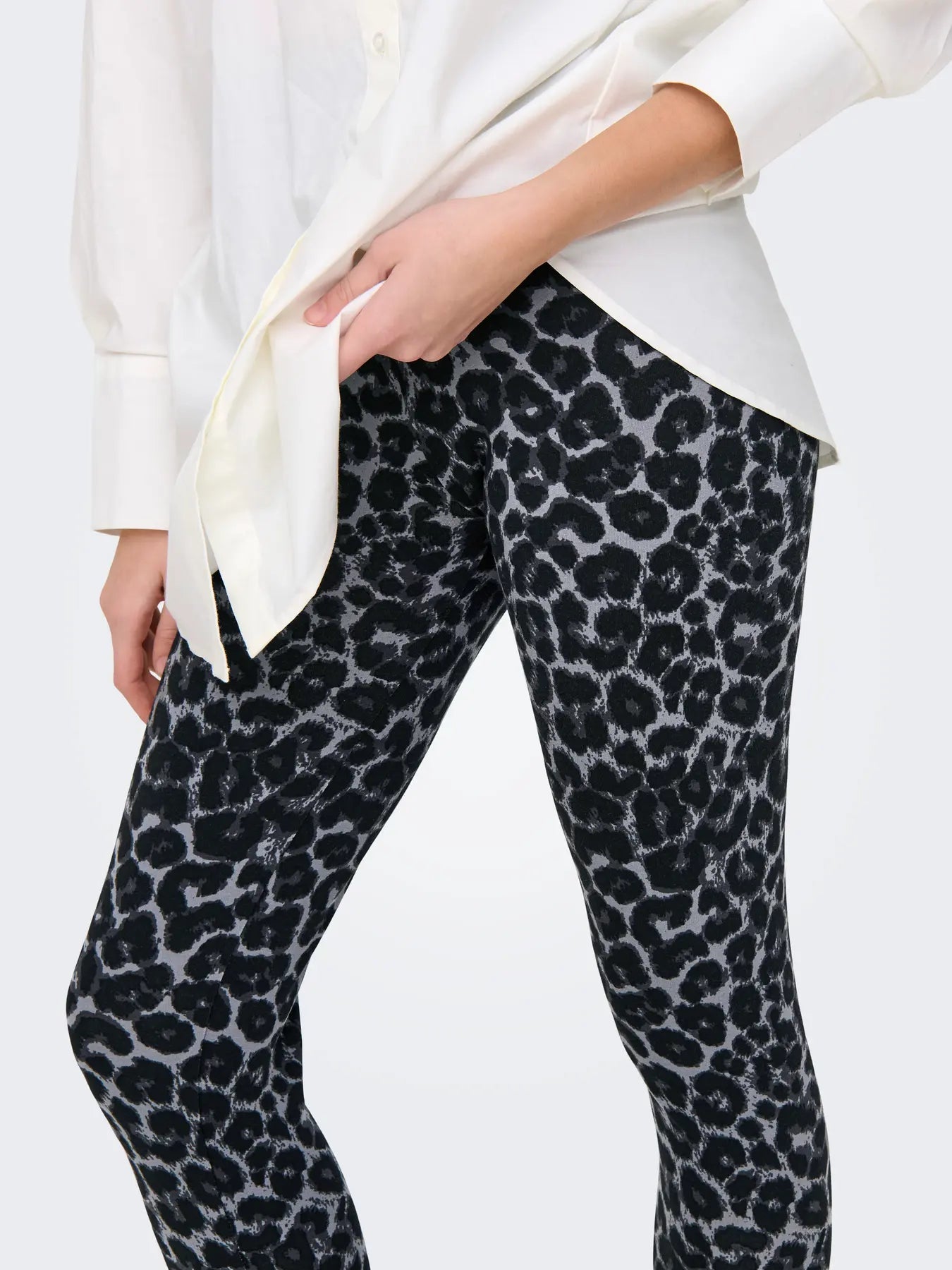 Steel Grey Leopard Charlotte Leggings