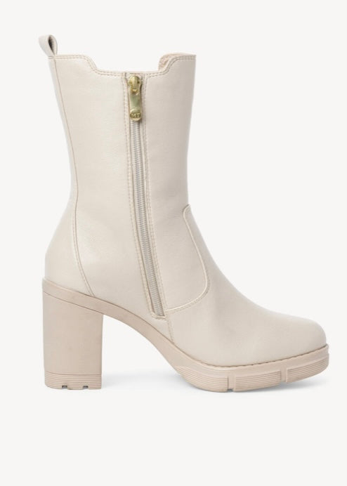 MT Beige Quilted Heeled Boots
